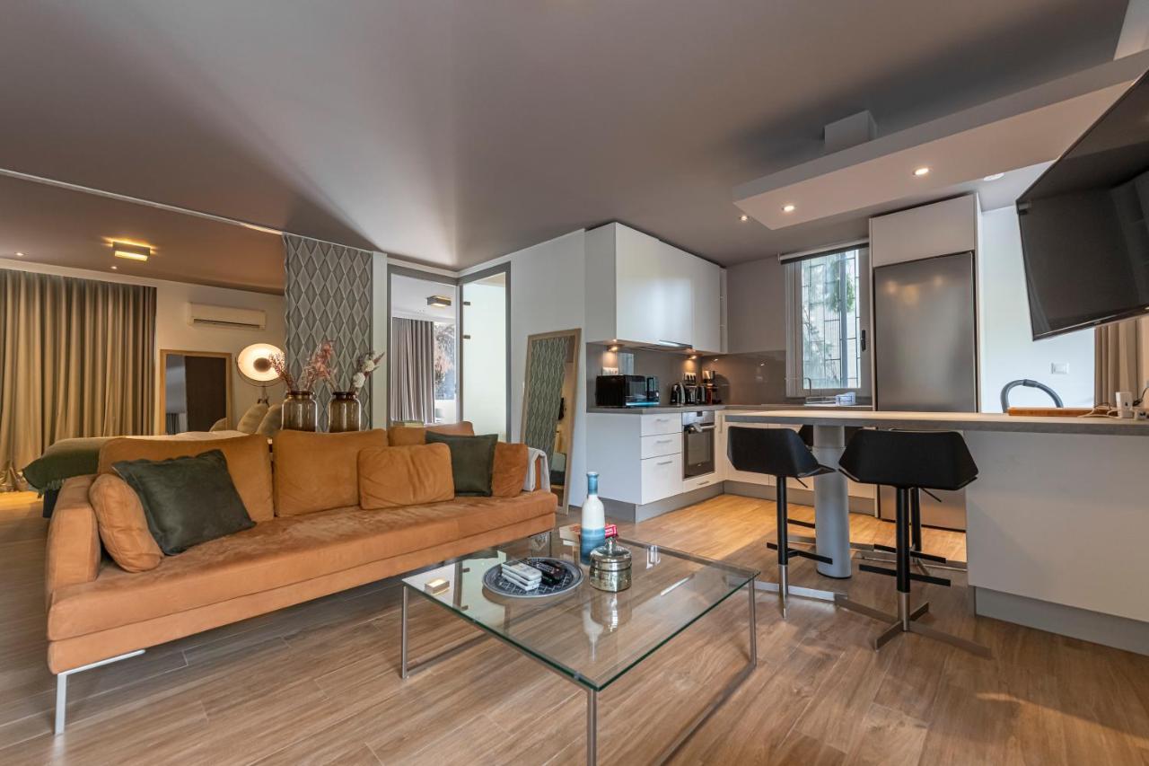 Ferienwohnung Phaedrus Living: Luxury Flat Vouliagmeni Athen Exterior foto